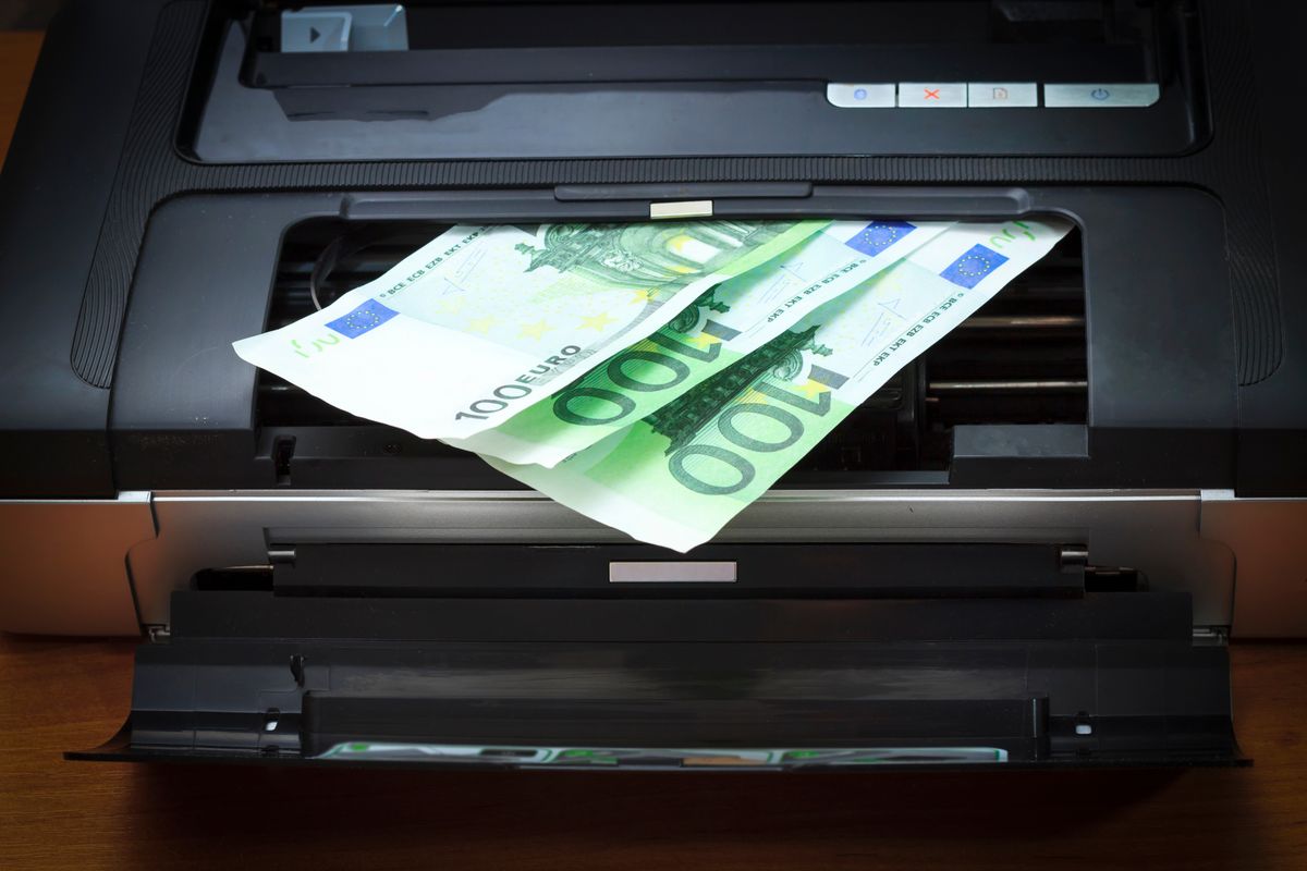 The,Printer,,The,Lid,Is,Open.,You,See,Money,,Euro.