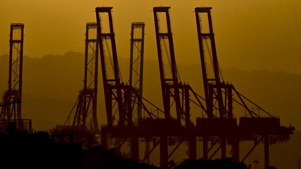 Hormuz után felrobban egy másik szoros is? Két szuperhatalom feszül szembe egymással 