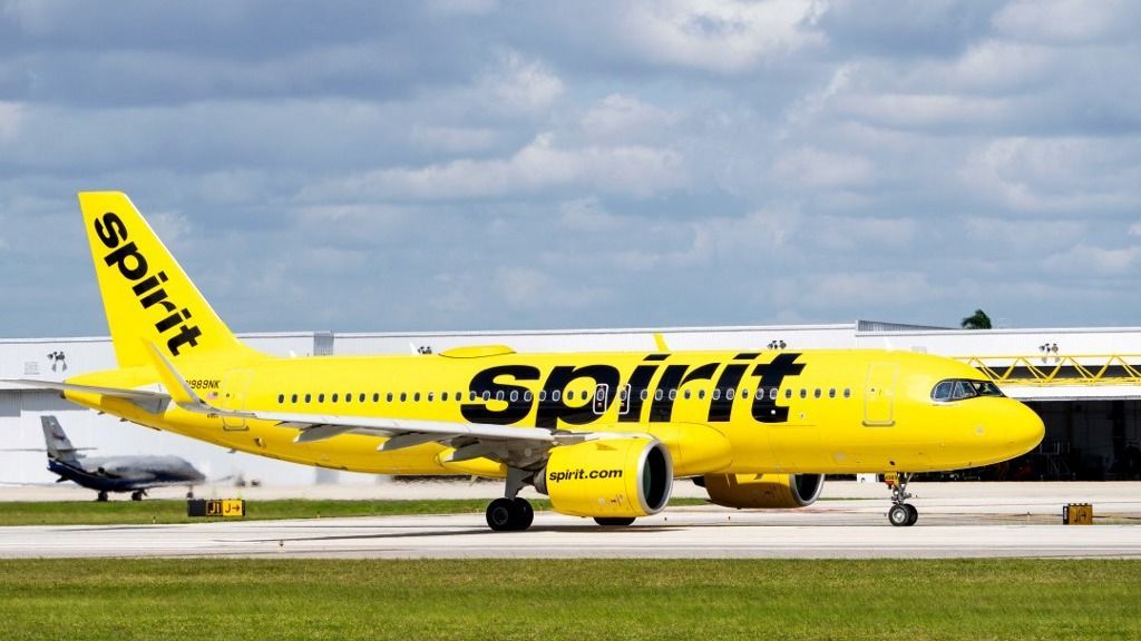 Spirit Airlines Plane Landing At FLL légitársaság reptér repülő járat