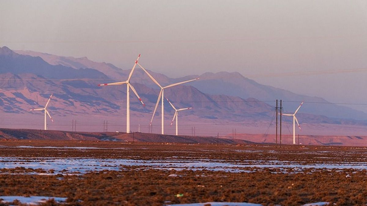 Kína a zöldenergiára, az amerikaiak az olajra és a földgázra tesznek 