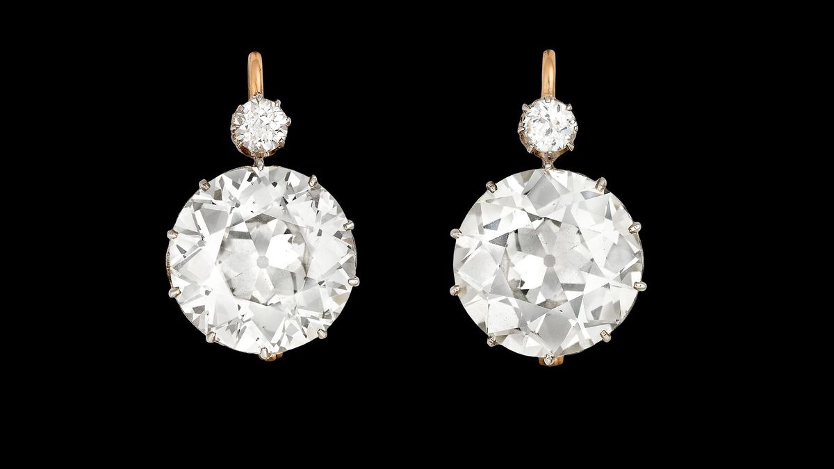 Befektetési órák és ékszerek a BÁV Art májusi aukcióján 