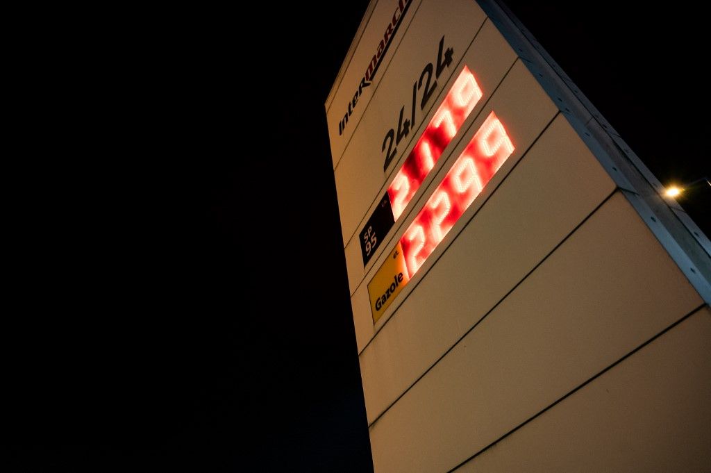 War In The Middle East: Fuel Prices Soaring In France Rekordot döntött a dízel ára Hollandiában