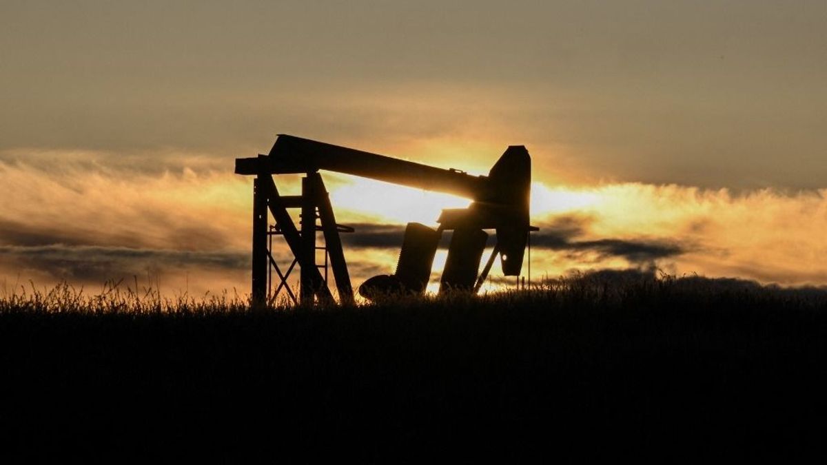 Már csak ez hiányzott: bejelentést tett a világ egyik vezető olajhatalma, megsérült a kulcsfontosságú vezeték – még napi 700 ezer hordó tűnik el a piacról 