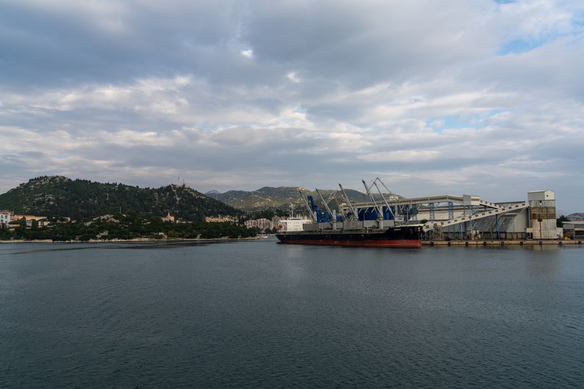 Horvátország Ploce,,Croatia,-,18,November,,2021:,The,Industrial,Port,And