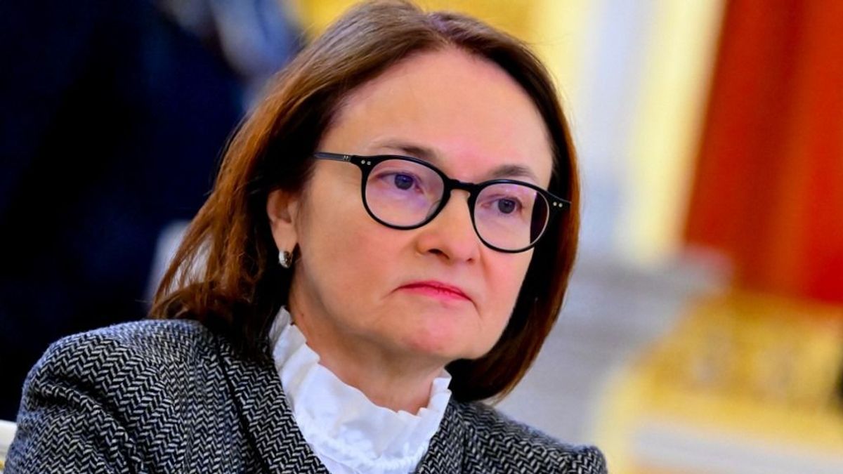 Kényszerpályára került az egyetlen ember, aki még Putyinnak is ellent mer mondani - muszáj valamit kezdeni a rubel árfolyamával 