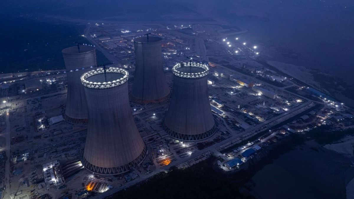 Kész, elindult: az oroszok beüzemelték Paks II. testvérét, csodájára járnak az új atomerőműnek – a Roszatom-vezér töltötte be a nukleáris üzemanyagot 