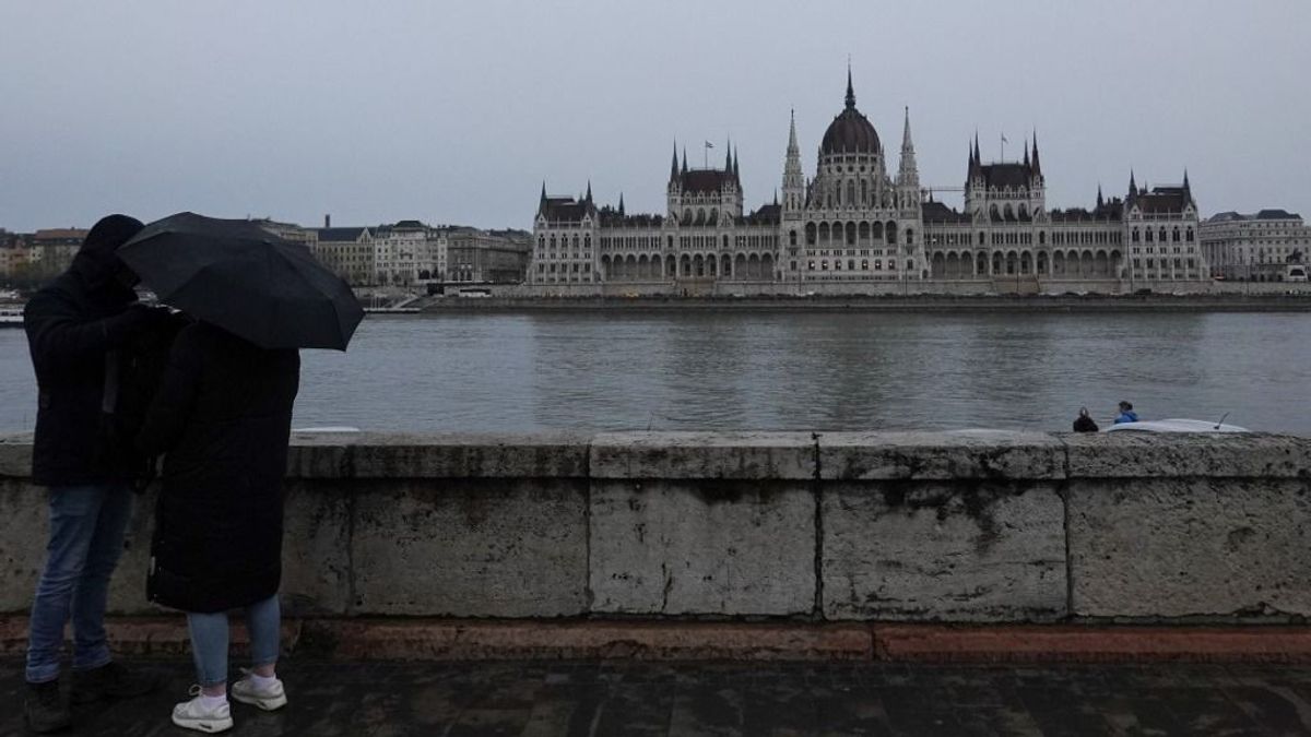 Karácsony Gergelynek óriási szerencséje van a kormányváltással – az államkincstár megkegyelmezett a főpolgármesternek 