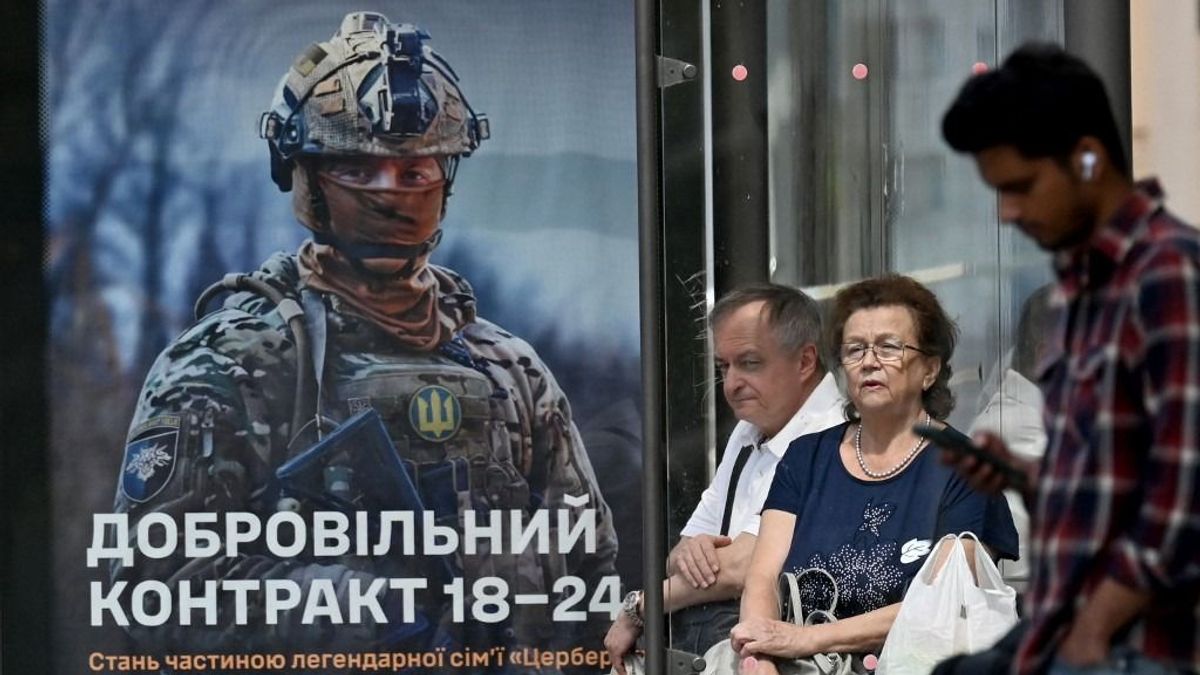 Sorozási reform készül Ukrajnában, a felháborodott lakosság egyre többször csap össze a katonai rendőrökkel, halálesetek is történtek 