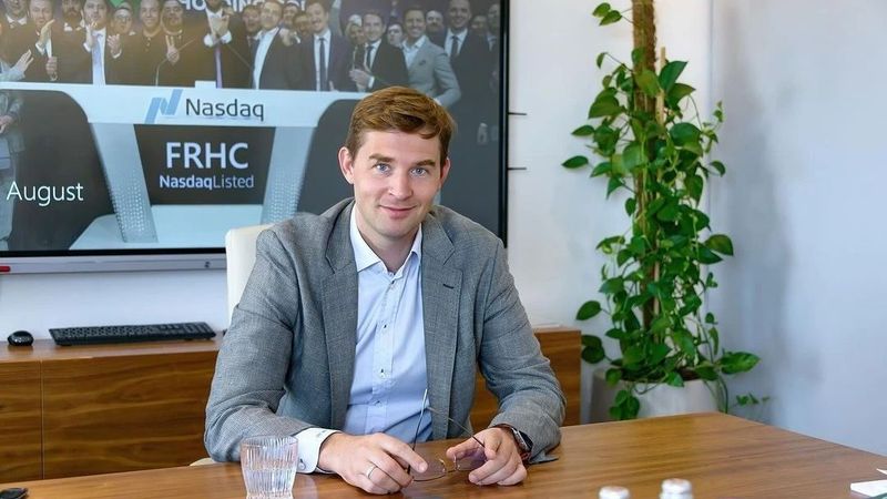 Timur Turlov szerző profilképe