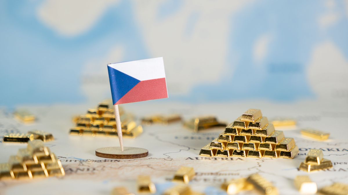 Szép csendben halmozza az aranyat Csehország: hat év alatt tízszeresére nőtt a tartalék – a magyar szint a cél 