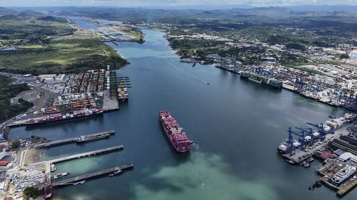 A Hormuzi után itt a következő gond: már egymillió dollárért engednek át a Panama-csatornán