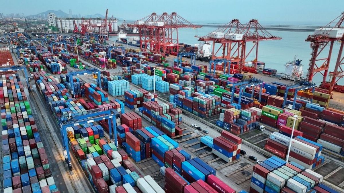 Az Európai Unió szélmalomharcot vív Kínával, mindig későn és kicsit lép