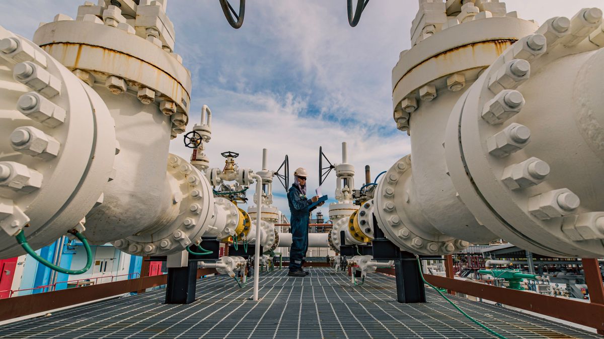 Új korszak jöhet a Perzsa-öbölben: több milliárd dolláros megoldást találtak a Hormuzi-szoros megkerülésére 