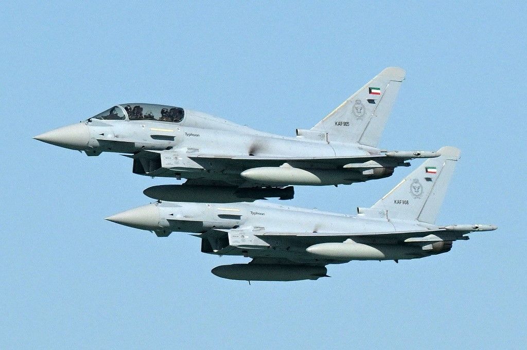 Románia evakuál, a Eurofighterek is felszálltak