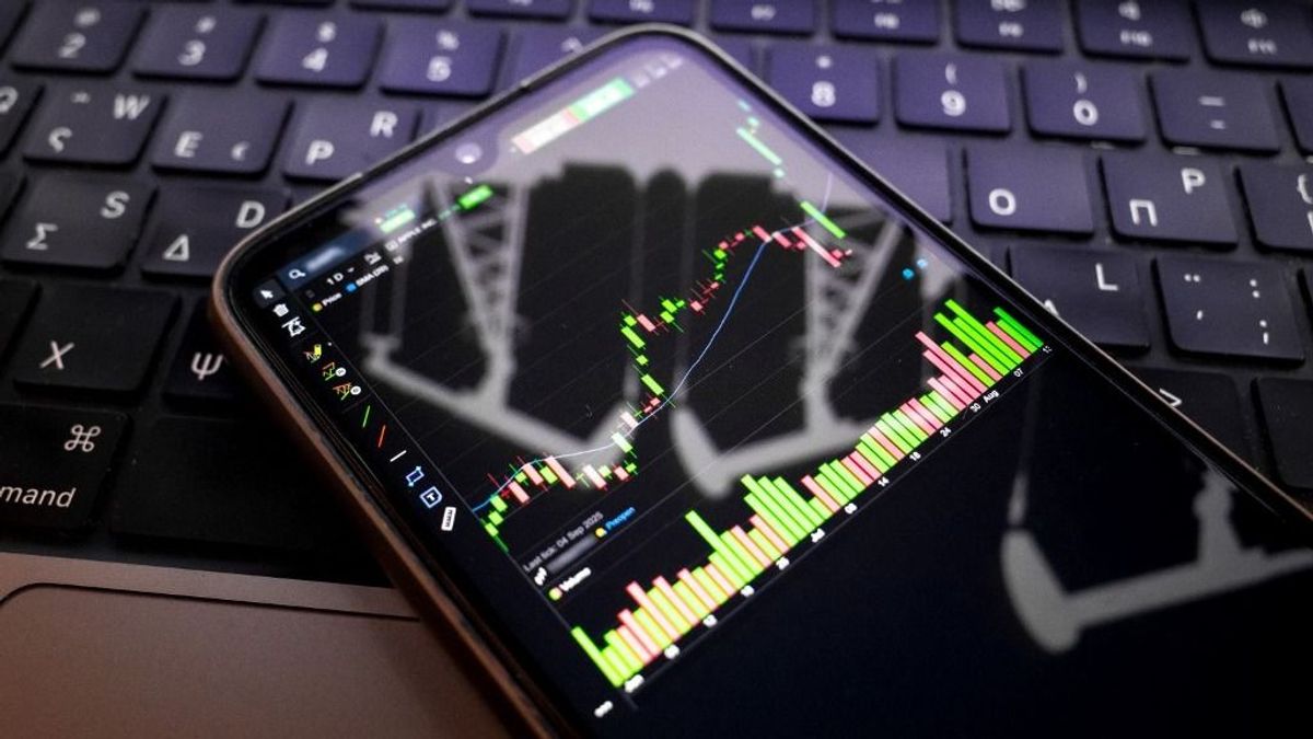 Máris itt az újabb olajár robbanás, továbbra is idegesek a befektetők az iráni háború miatt 