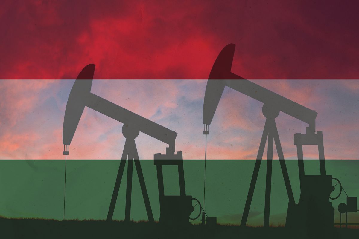 Hungary,Oil,Industry,Concept,,Industrial,Illustration.,Hungary,Flag,And,Oil olaj Hormuz magyar