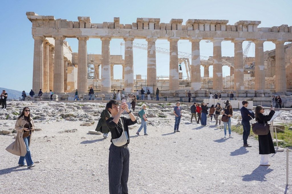 Daily Life In Athens Athén vizsgálja a szállodastop lehetőségét