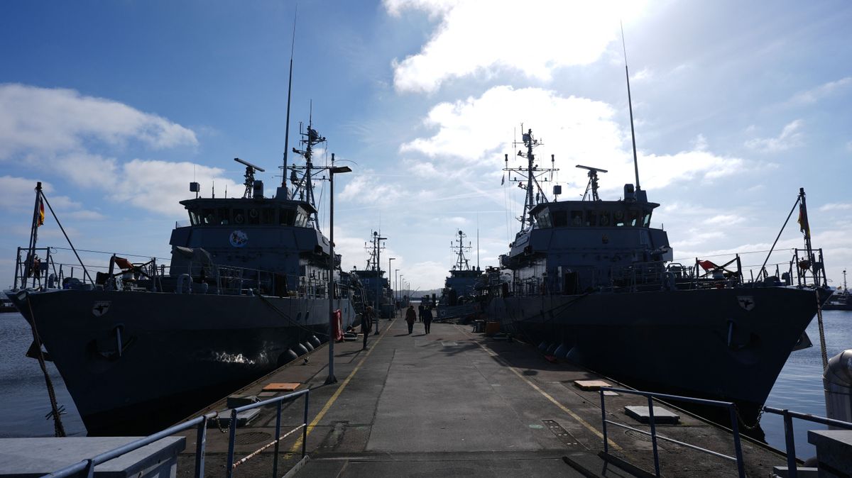 German Navy press conference on mine defense aknamentesítő hajó hormuzi-szoros