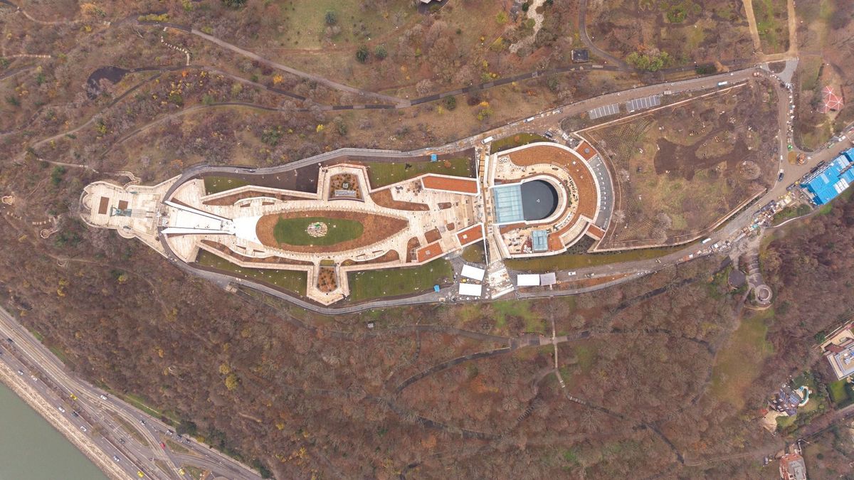 Most már biztos, megvan az új időpont: két nap múlva átadják Magyarország történelmi beruházását – nagy ünnepség készül, itt a teljes program 