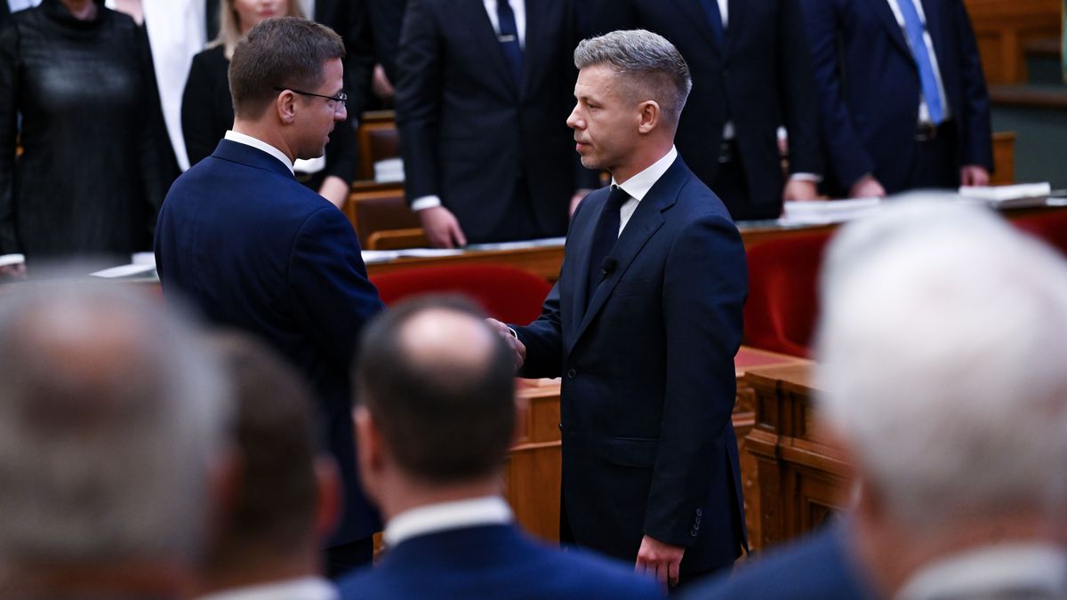 „A Tisza-kormány rombolni kezdett” – Gulyás Gergely kiállt Krausz Ferenc alapítványa mellett 