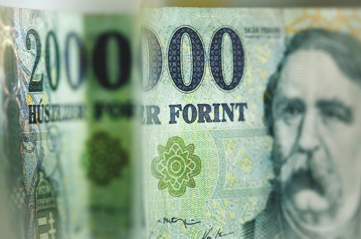 forint, euró, Mol