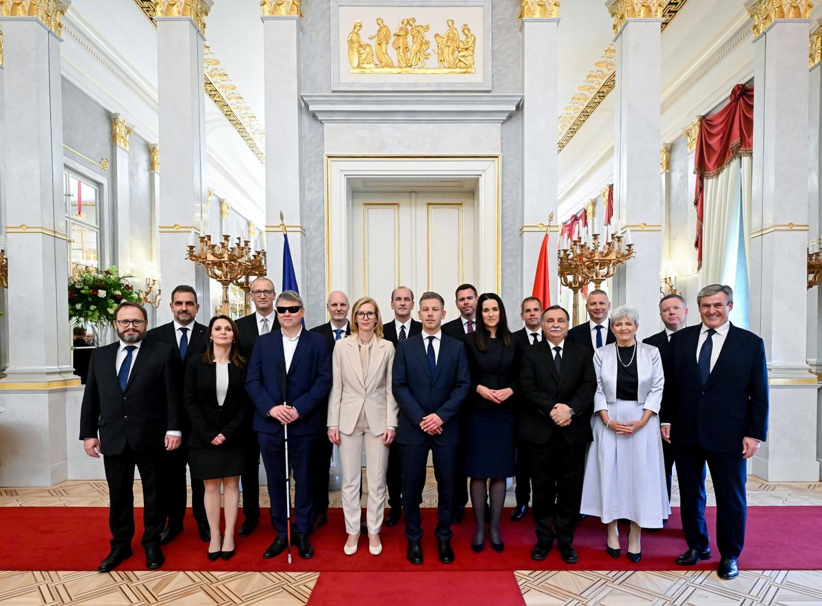 MAGYAR Péter Magyar közlöny