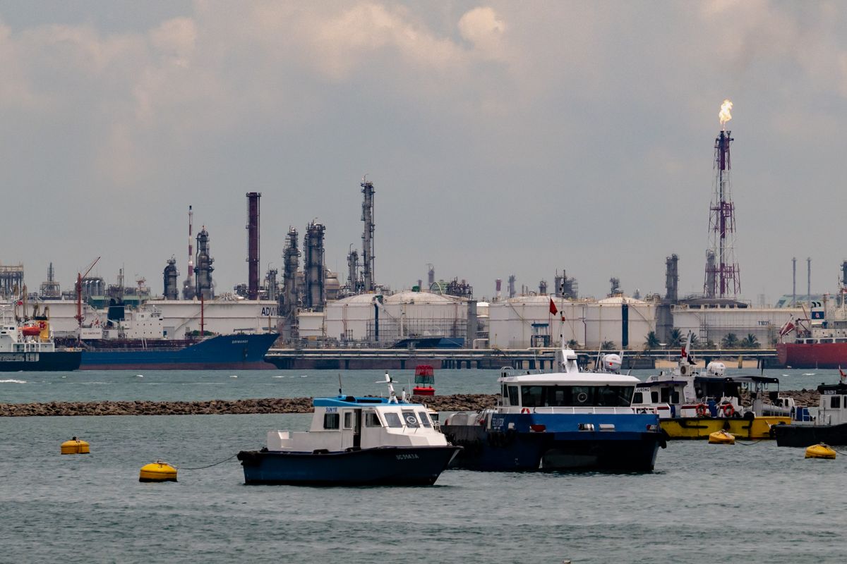 SINGAPORE SHIPPING STOCK