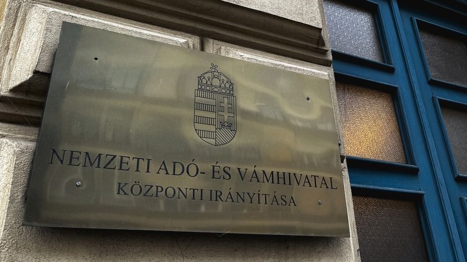 Szja-bevallás 2026: így lehet visszaigényelni az adót, pontosan elmagyarázta a NAV – sok pénzt fizethetnek ki a magyaroknak, ha jól csinálják