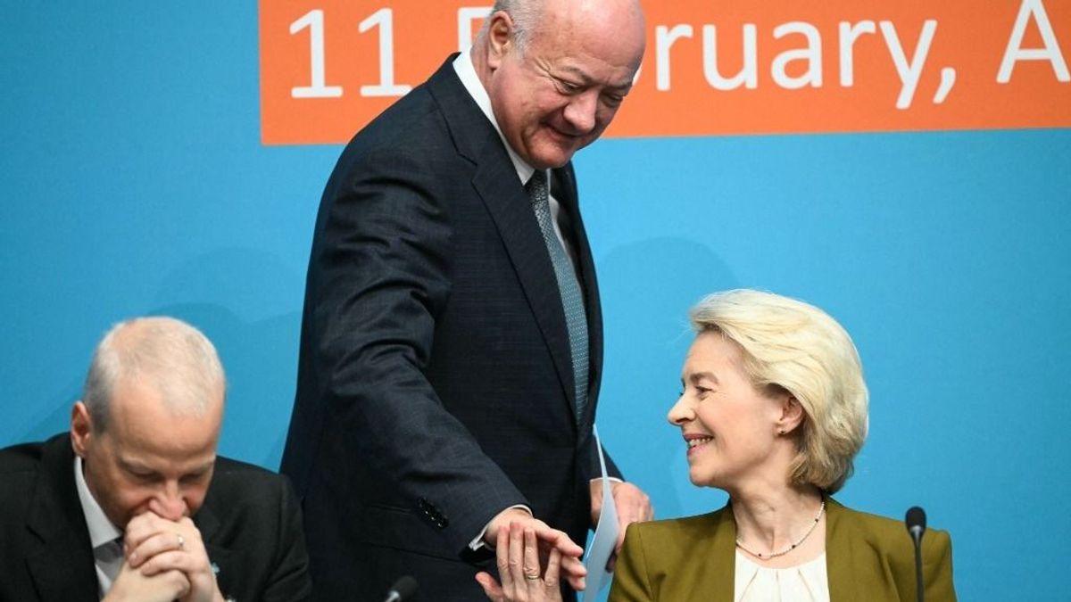 Reggelihez ültek az EU-gazdagok kitalálni, hogy ne fizessenek Magyarországnak 