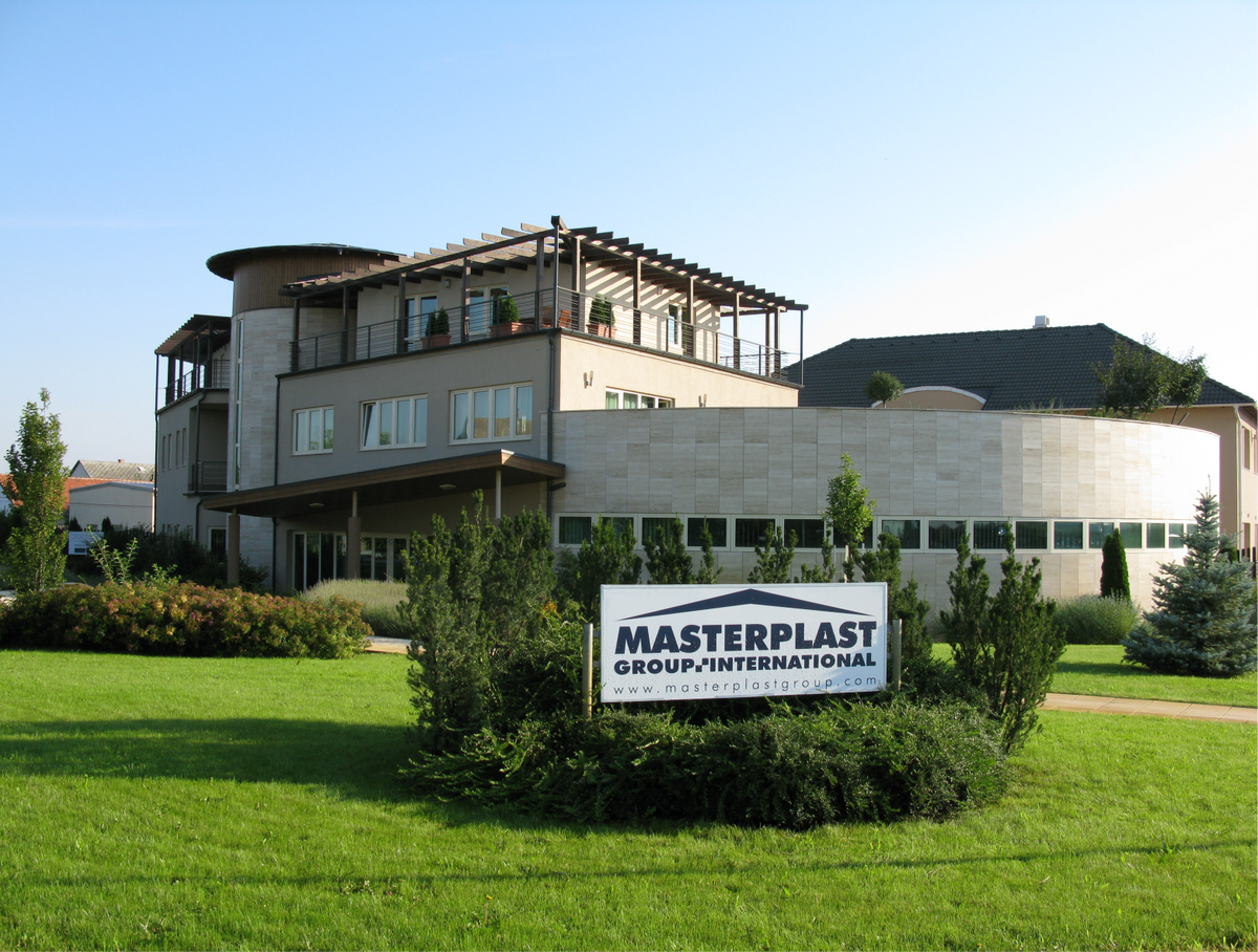 Masterplast, építőipar, nyereség, iráni háború