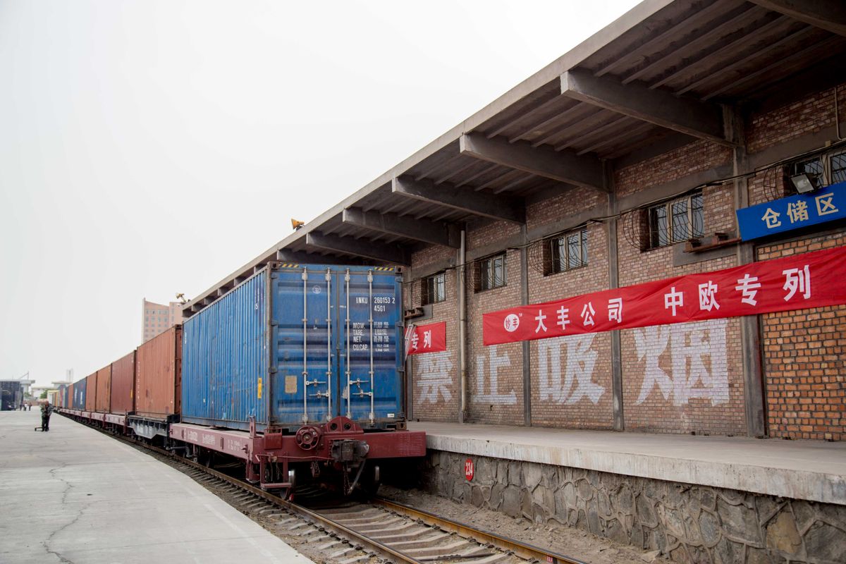 New freight train links Inner Mongolia and Iran