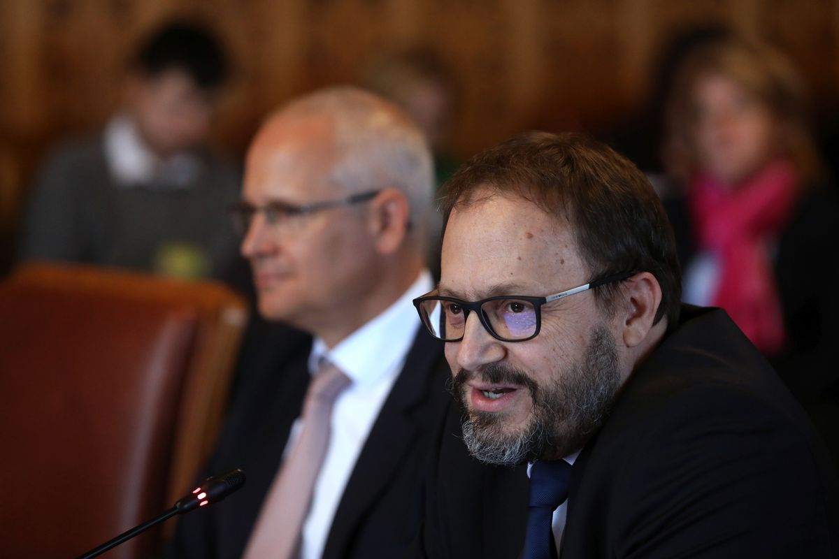Magyarország új pénzügyminisztere, Kármán András