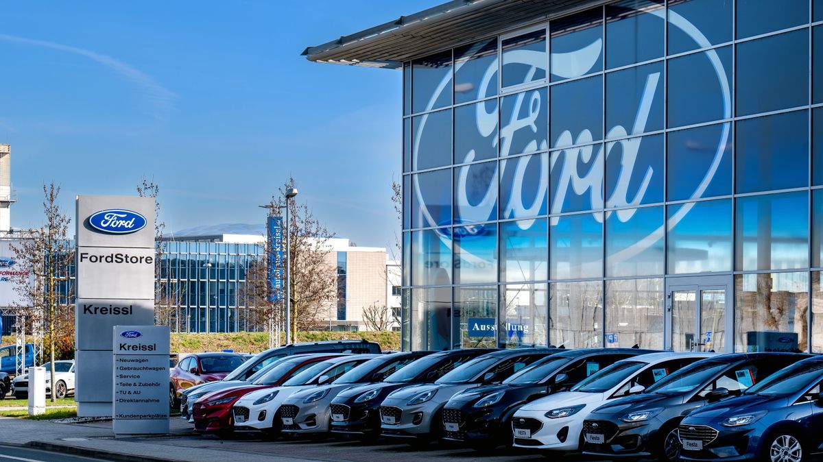 Száguld a Ford a tőzsdén, de ennek semmi köze az autókhoz 
