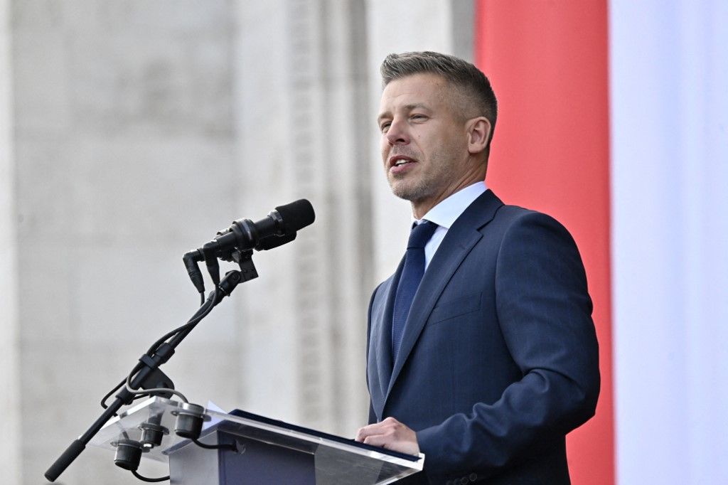 Peter Magyar Inaugurated As The Prime Minister Of Hungary After Winning The Hungarian Election Volt miniszter: az új kormánynak van mozgástere a jóléti intézkedésekre – Gulyás Gergely értékelte Magyar Péter első miniszterelnöki interjúját