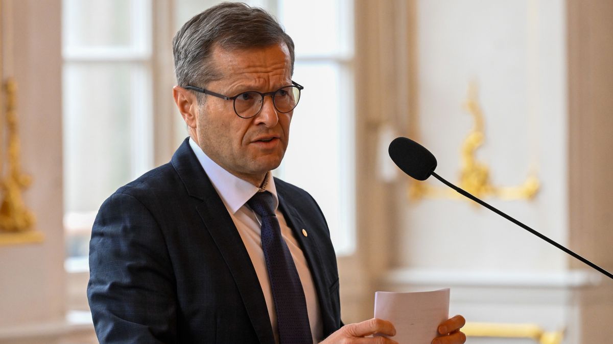 Magyar Péter súlyos bejelentést tett: döntött a kormány Krausz Ferencről – tízmilliárdokat kellene visszautalnia a Nobel-díjas tudósnak 