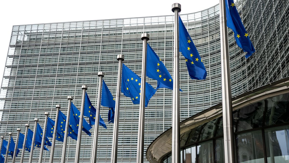 Uniós pénzek: újabb váratlan pofon, a brüsszeli biztos szerint is túlzott Magyar Péter optimizmusa – "Nem lehet mindent egyik napról a másikra megoldani" 