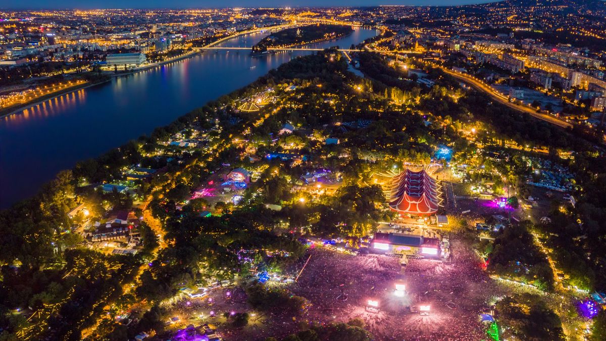 Napi 100 ezer autó halad át rajta, már nem lehetett tovább várni: felújítják a budapesti hidat – csaknem 20 métert vesznek ki belőle, kritikus pontokat érint a csere 