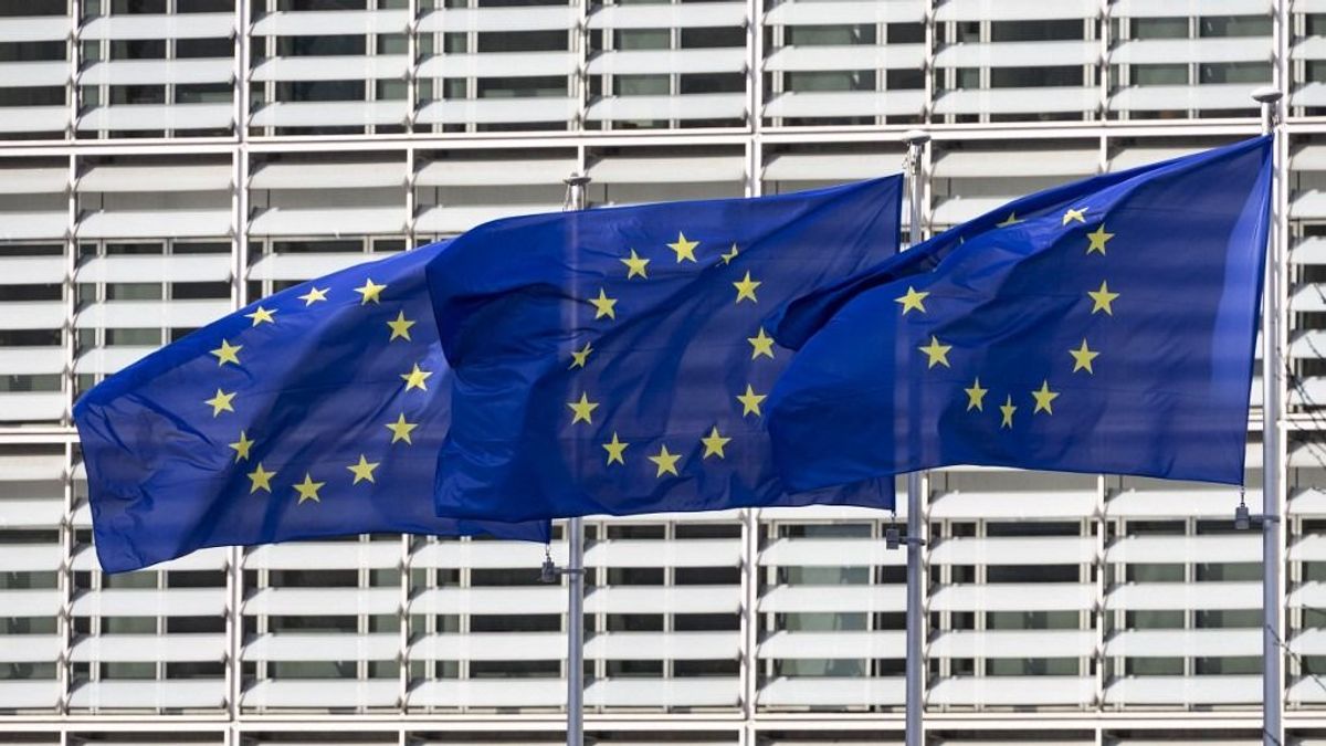 Kitört a balhé Amerika és az EU között: azonnal megérkezett Brüsszel válasza Trump súlyos büntetésére – "Elfogadhatatlan a viselkedése" 