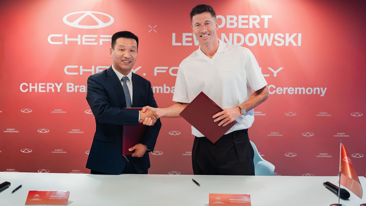 A CHERY hivatalosan bejelentette: Robert Lewandowski lett a márka globális nagykövete 