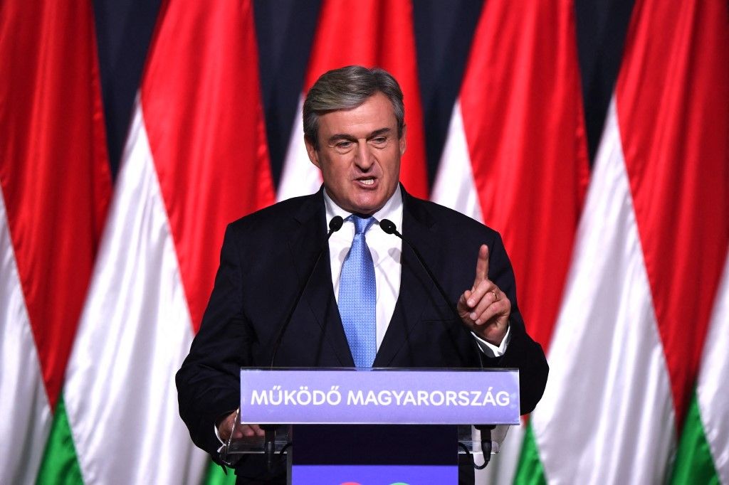 Kapitány István gazdasági és energetikai miniszter