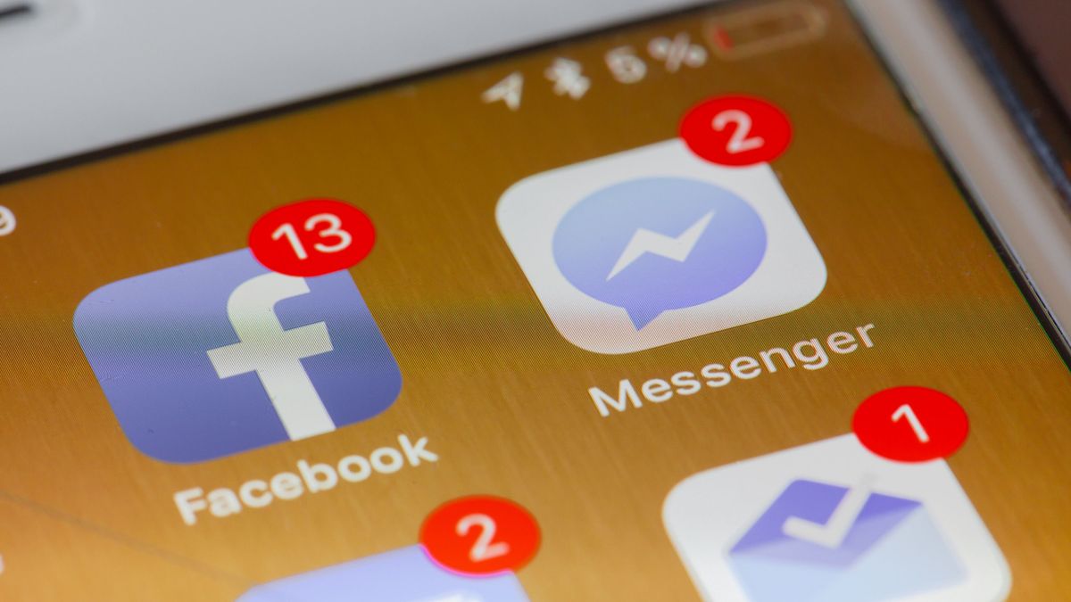 Rendkívüli: péntek délután leállt a Messenger és a Facebook, elvesztek az üzenetek – senki se tudja, mi történik