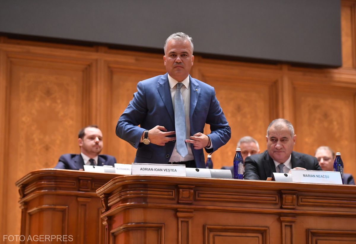 kormányalakítás, Románia, PNL, AUR, PSD, RMDSZ