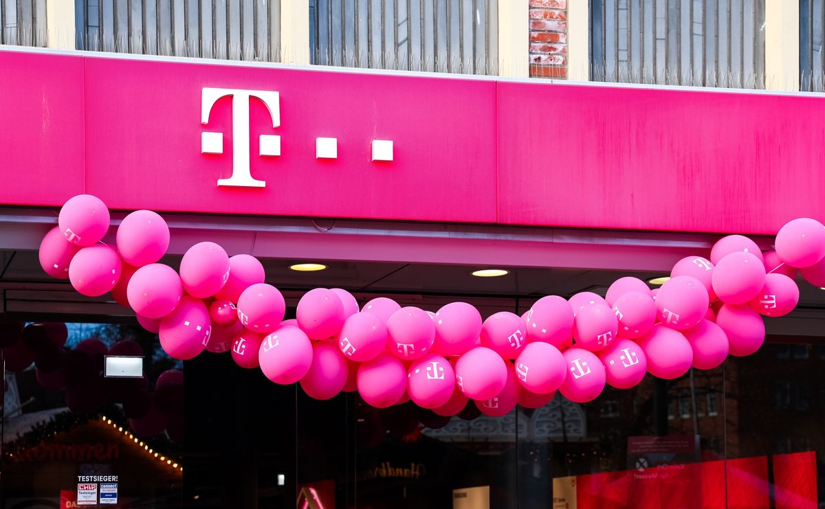 Magyar Telekom, részvény, célár