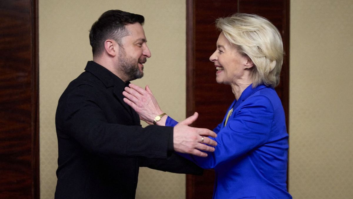 Most kapaszkodjon meg mindenki: Ursula von der Leyen bejelentette, mennyi pénzt ad még Ukrajnának az EU – 2034-ig biztosan ömlik az euró Zelenszkijéknek 