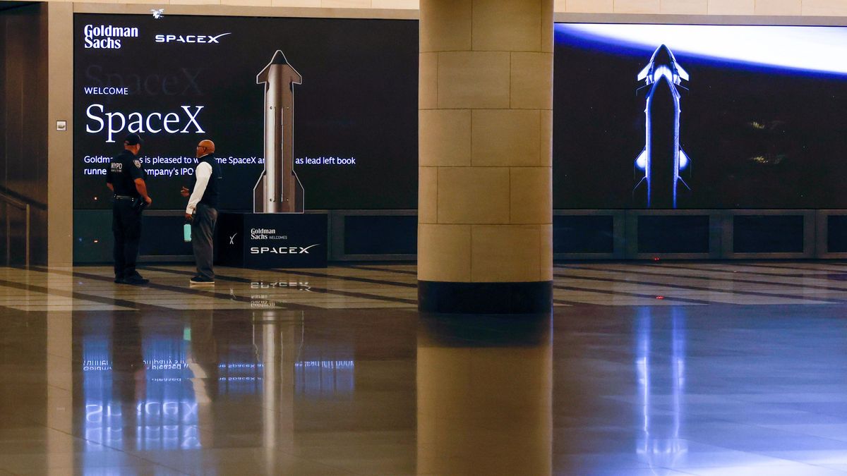 A határ szó szerint a csillagos ég - a Goldman Sachs szerint százszorosára növekedhetnek a SpaceX MI-bevételei 2030-ra 