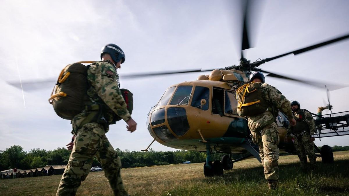 Véget ért egy korszak a magyar hadseregnél: ma repültek utoljára az orosz vasak, elbúcsúzott a honvédség a legendás katonai gépektől – videón az Mi-17 és az Mi-24 végső útja