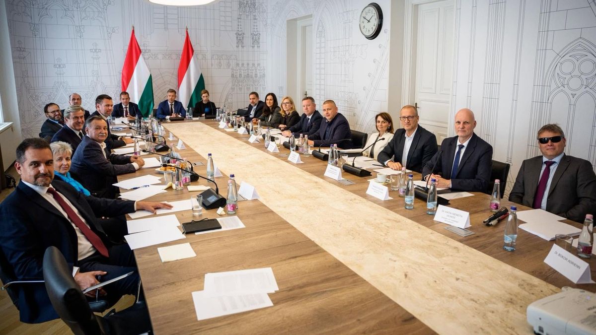 Bejelentették: plusz szabadságot ad a Tisza-kormány, ennyi még sosem járt Magyarországon – ők vehetik igénybe, itt vannak a részletek 
