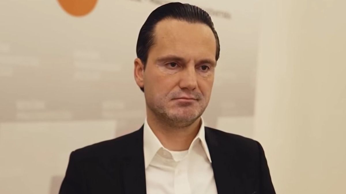 Ukrán aranykonvoj: Magyar Péter váratlanul Havasi Bertalannal találta szembe magát, kőkemény üzenetet adott át Orbán Viktor sajtófőnöke - "„Kézivezérléssel irányítja a rendőrséget” 
