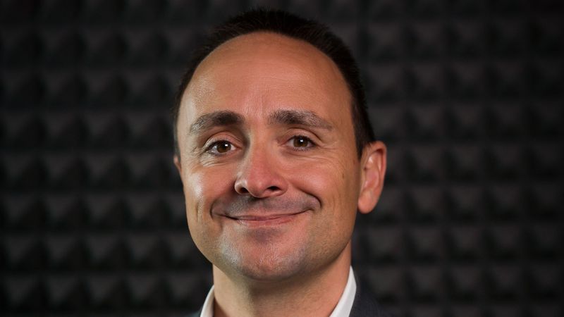 Harasztovich László szerző profilképe