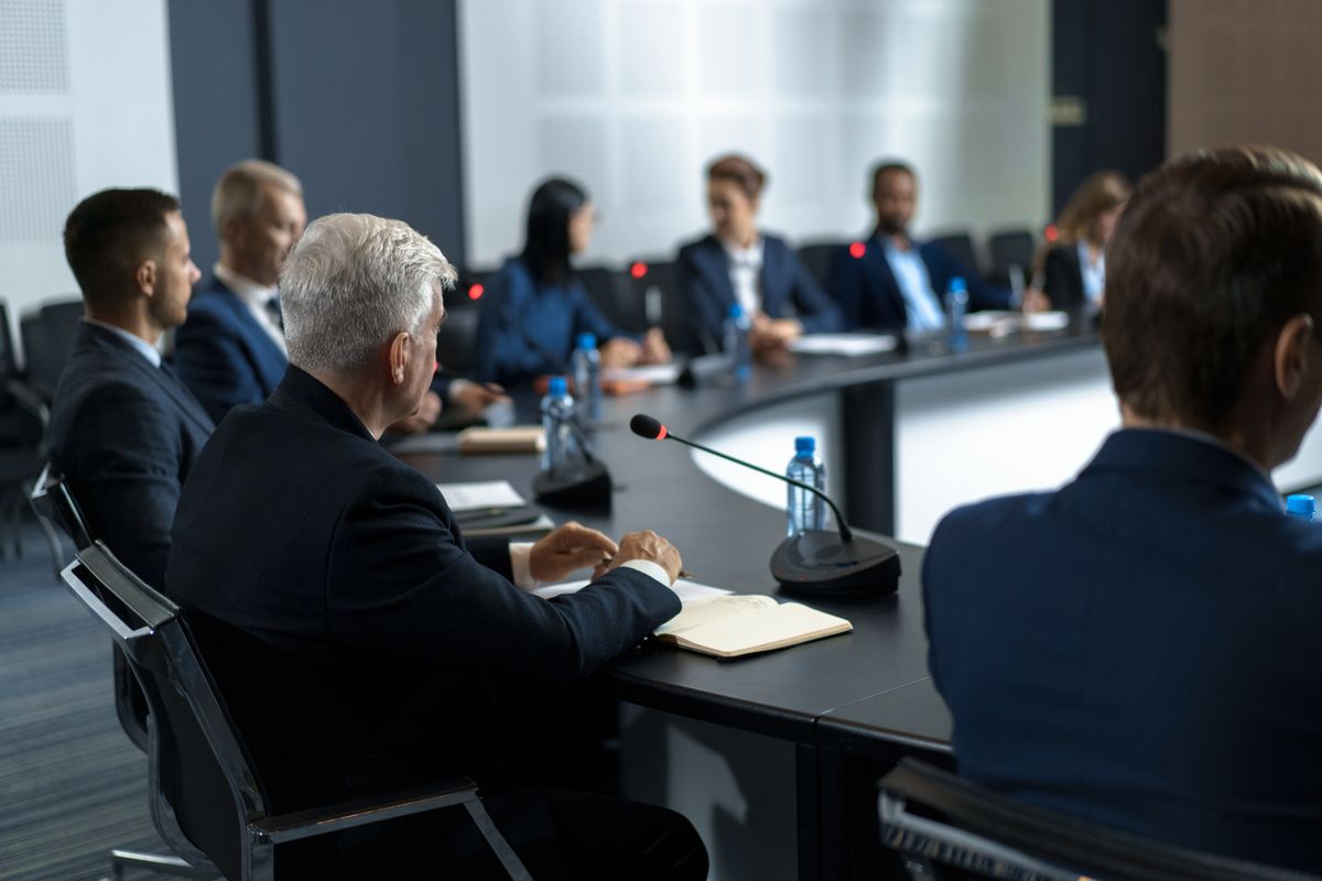 Political,Speakers,Talking,At,Meeting,Room,Of,Modern,Business,Forum.